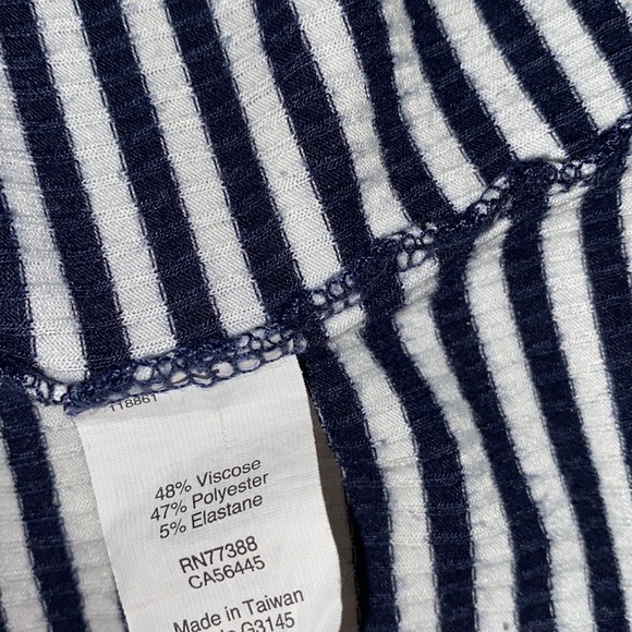 J Crew blue striped top size small - Picture 4 of 6
